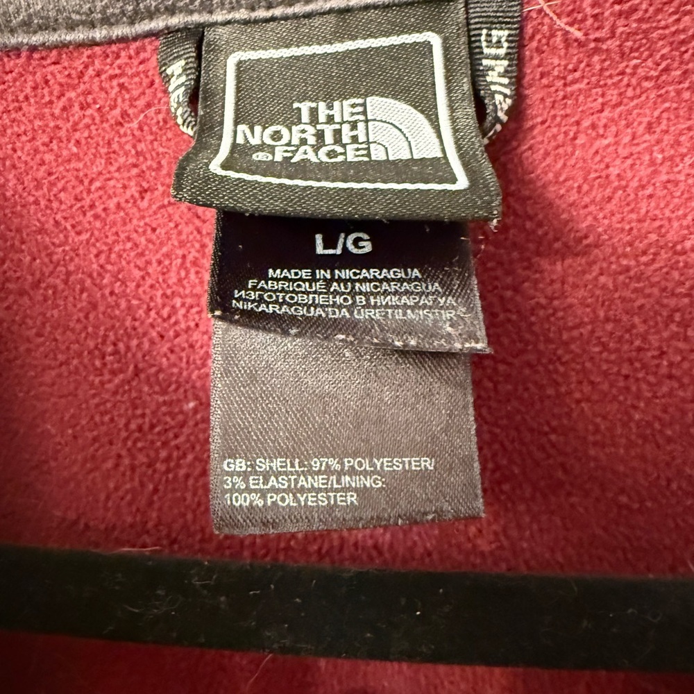 The North Face Burgundy Patterned Jacket - Picture 2 of 2